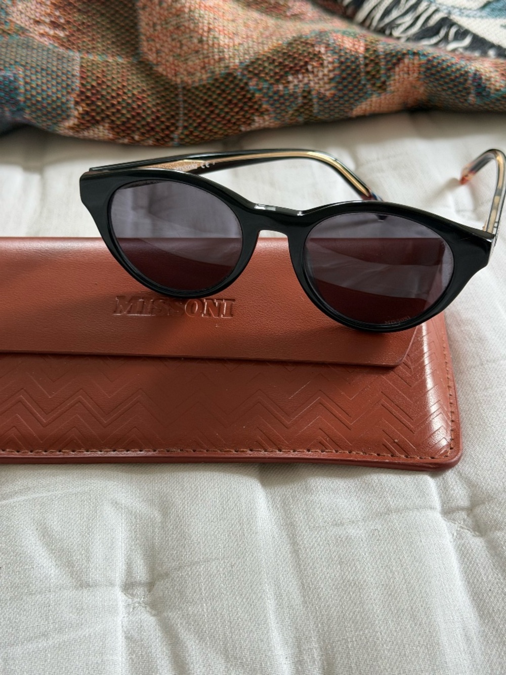 Missoni Classic Women's Black Sunnies Sunglasses with Case GUC